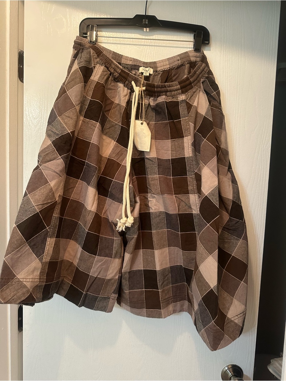 Easel brown plaid gauchos